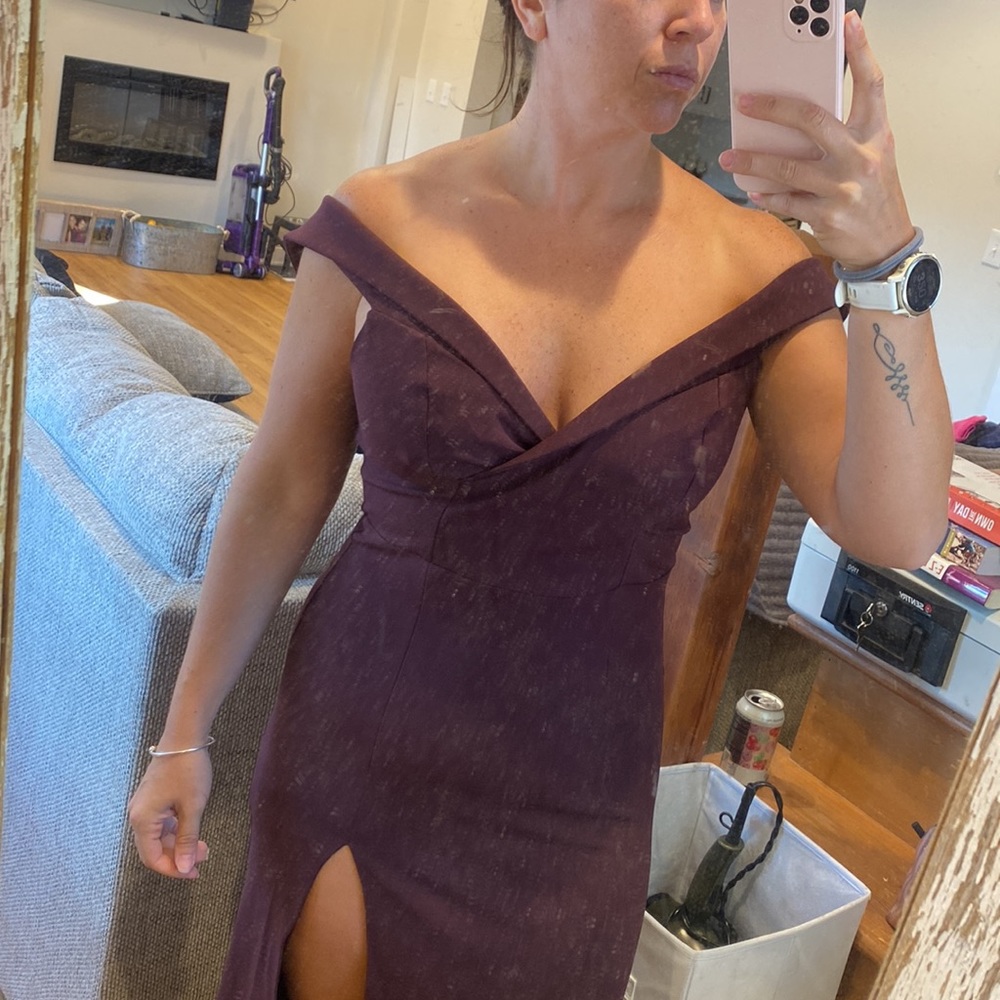 Tobi Womans long formal dress